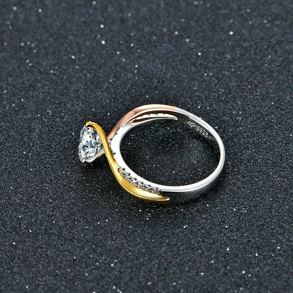 Stunning Moissanite Diamond Wedding Ring