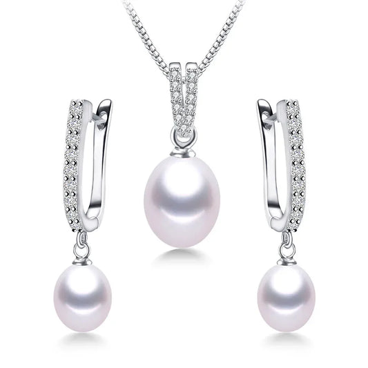 Shimmering Freshwater Pearl Jewelry Set