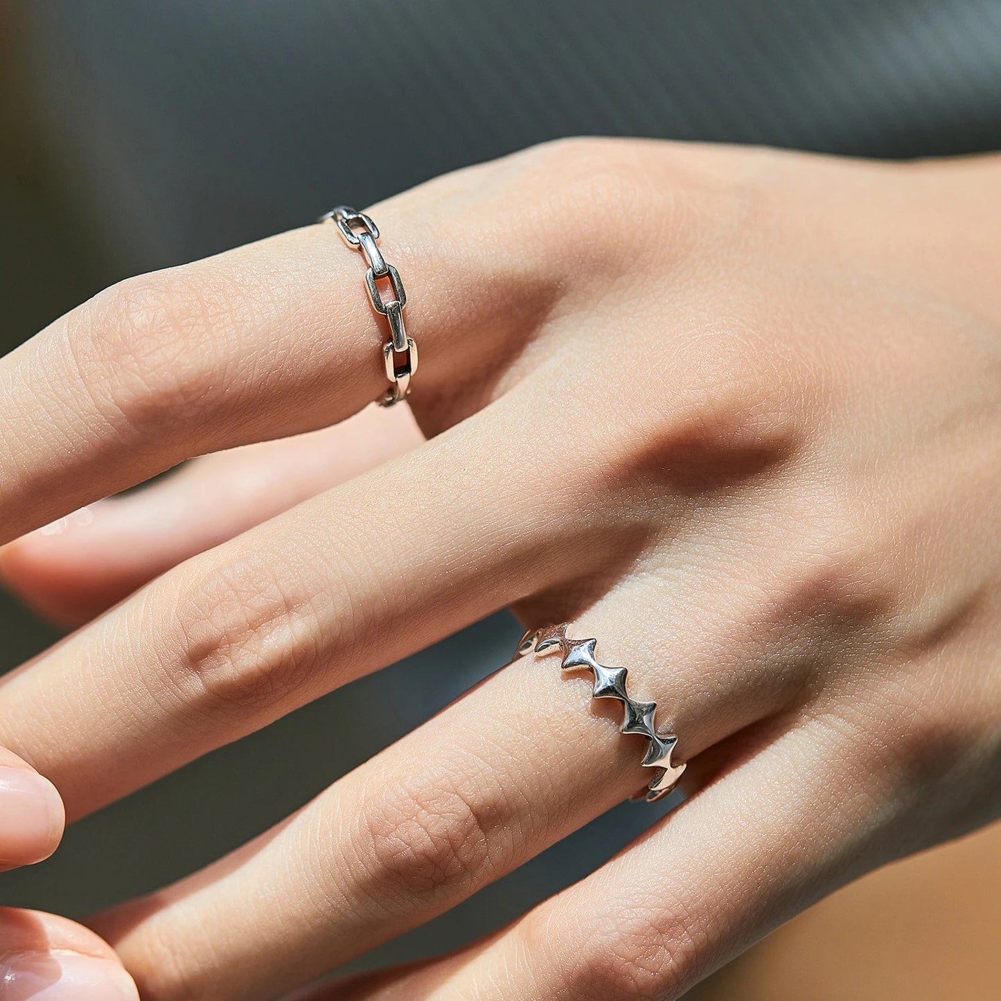 Vintage Chain Link Eternity Ring – Timeless Style