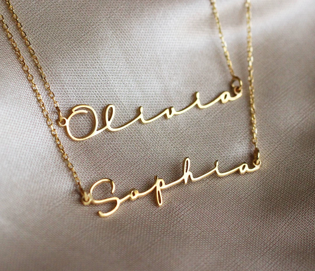Stylish Custom Nameplate Necklace