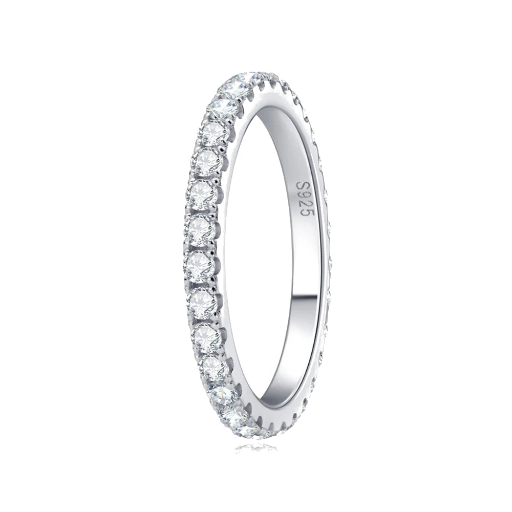 Fabulous Engagement Ring – 2mm Moissanite Band