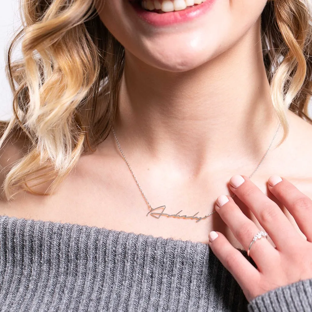 Stylish Custom Nameplate Necklace